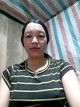 vanlucky2 online show from April 2026 10:34:02 PM