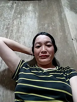 vanlucky2 online show from May 2026 01:02:04 AM