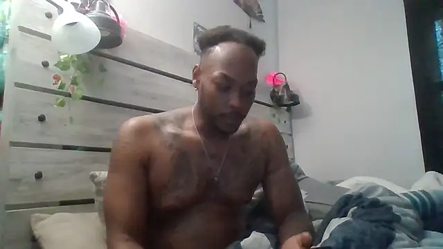 Snapshot of zdaddymm chatting on June 2026 08:43:02 PM zdaddymm online show from June 2026 08:43:02 PM