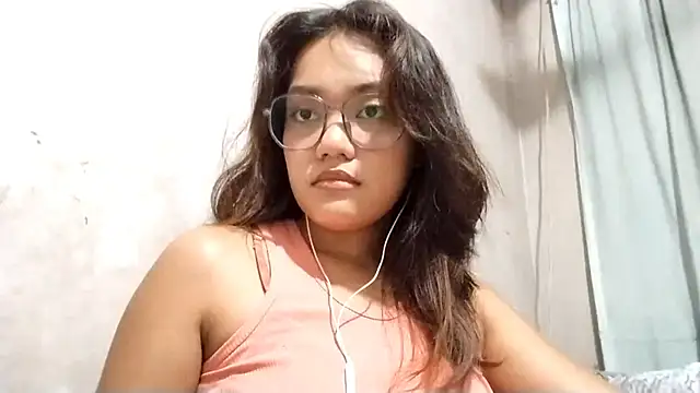 OliviaCarchi online show from April 2026 12:30:02 PM