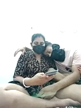 hornycouple096 online show from April 2026 07:07:02 PM