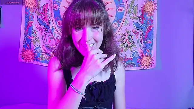 Snapshot of MyLovelyClitty chatting on June 2026 01:04:01 PM MyLovelyClitty online show from June 2026 01:04:01 PM