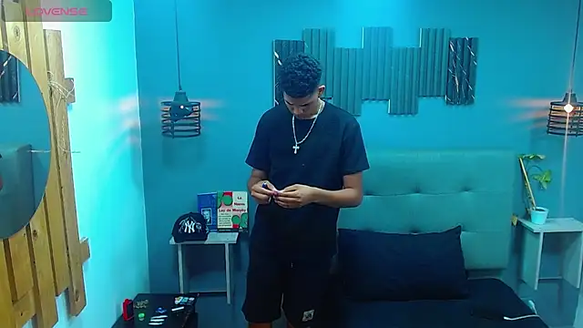 Lukaz Caballero online show from June 2026 04:56:01 AM
