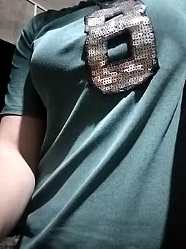 giahan1 online show from April 2026 09:59:02 PM