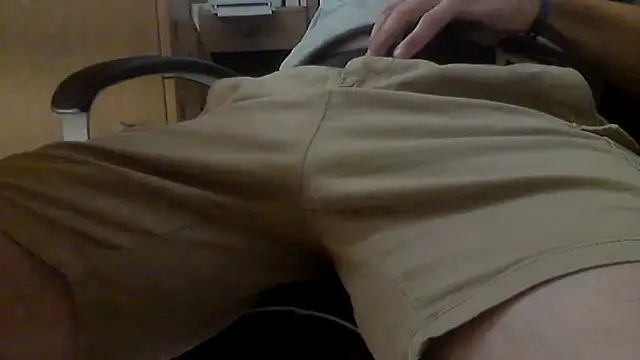 betawow online show from May 2026 04:37:01 PM
