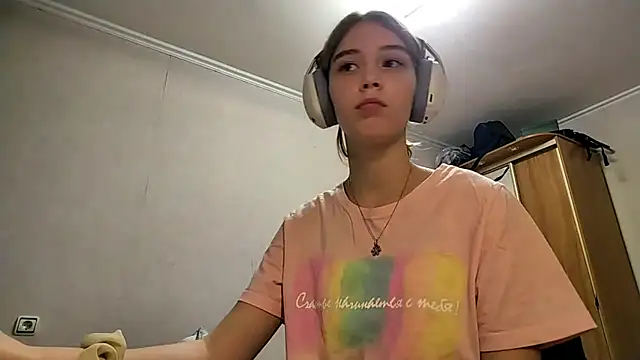 HebrewRiding online show from April 2026 09:47:01 AM