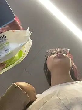 Maraia Violetta online show from April 2026 09:39:33 PM