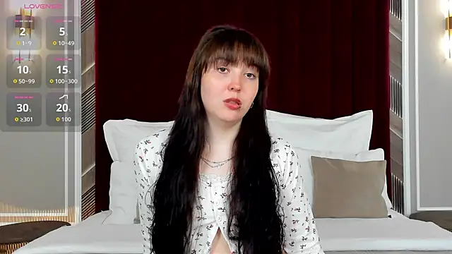 YunaStorm online show from April 2026 02:53:02 PM