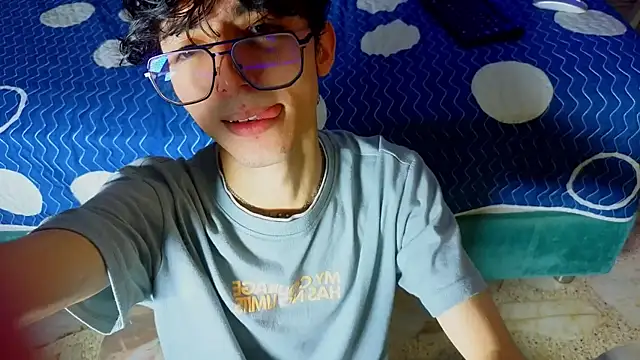 Twink Sebas7 online show from April 2026 12:11:02 PM