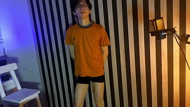 Twink Sebas7 online show from April 2026 12:28:02 PM