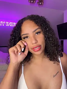 princessromyindy online show from April 2026 08:44:01 PM