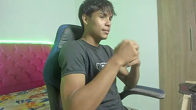 skinny sam online show from April 2026 02:48:01 AM