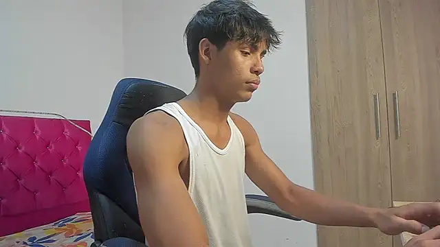 skinny sam online show from April 2026 04:04:01 AM