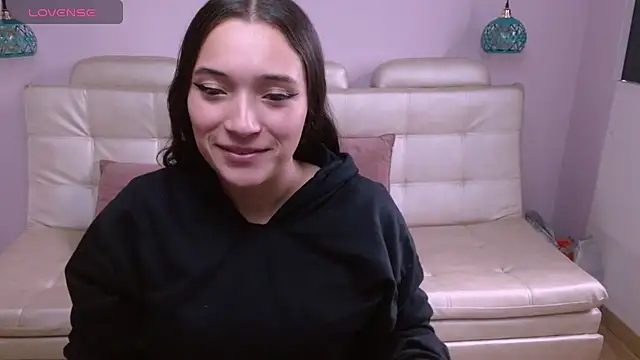 Marianne Cam online show from June 2026 12:50:02 PM