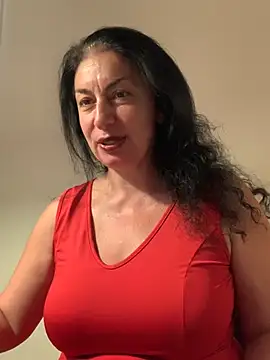 Snapshot of Lizzaa80 chatting on July 2026 04:31:01 PM Lizzaa80 online show from July 2026 04:31:01 PM