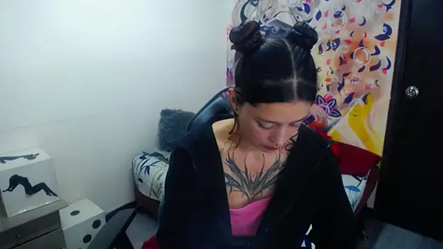 Lucia evans21 online show from April 2026 02:04:02 AM