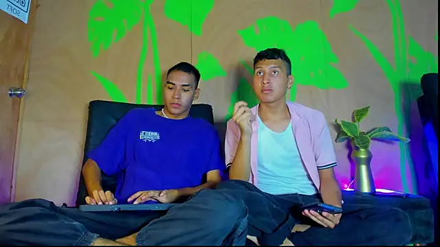 rafael velvet online show from April 2026 09:37:02 PM