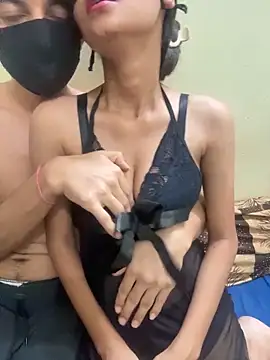 young couple76 online show from April 2026 06:45:01 PM