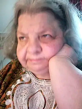 Snapshot of MartaMia68 chatting on June 2026 04:28:02 PM MartaMia68 online show from June 2026 04:28:02 PM
