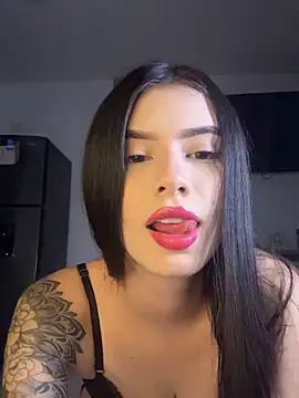 Giiasteele online show from June 2026 01:00:01 AM