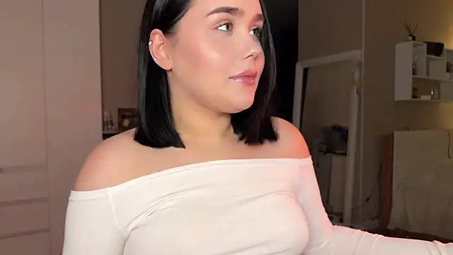 lola raze online show from July 2026 09:46:02 PM