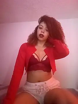 SweetJeii online show from April 2026 03:28:02 PM