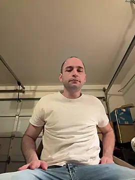 Snapshot of Daltoid chatting on May 2026 11:27:02 AM Daltoid online show from May 2026 11:27:02 AM