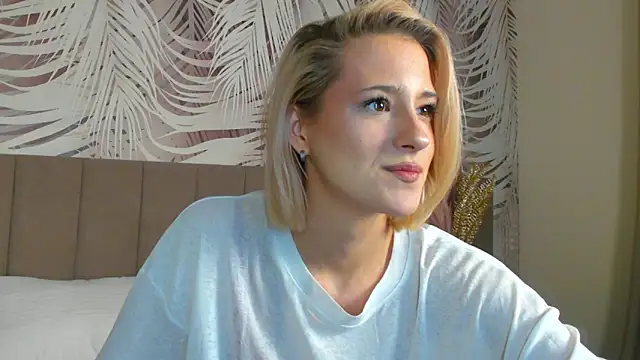 Lizzyvega online show from April 2026 01:52:02 AM