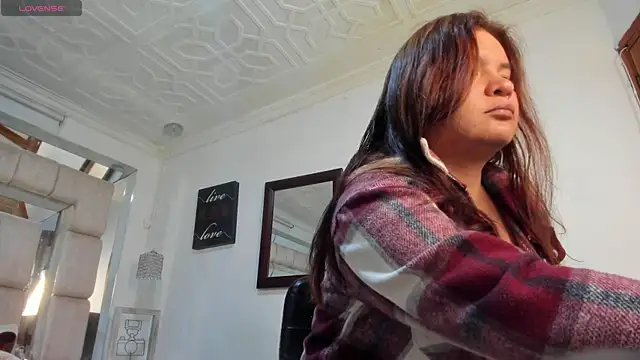 SarahQ65 online show from April 2026 12:50:02 PM