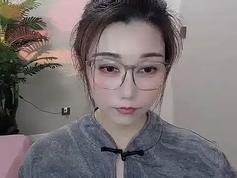 Yunxi- online show from April 2026 12:55:01 PM