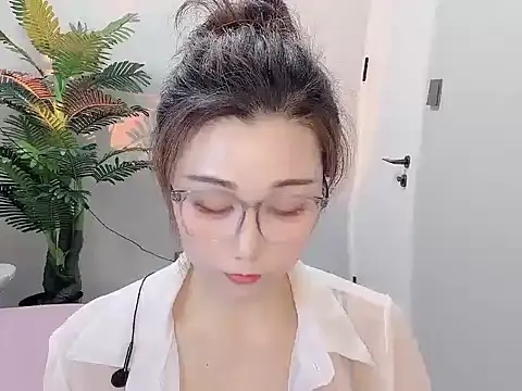 Yunxi- online show from April 2026 04:23:02 AM