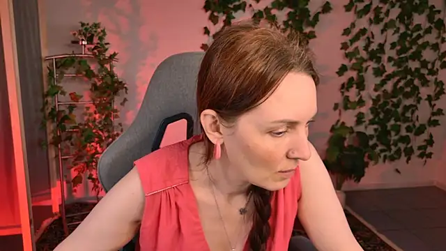 Snapshot of LanaRadiance chatting on August 2026 01:46:02 PM LanaRadiance online show from August 2026 01:46:02 PM