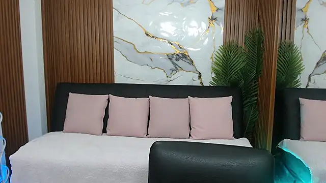 alonddra tay online show from April 2026 11:46:02 AM