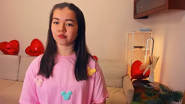 ShanaYock online show from April 2026 07:50:02 PM