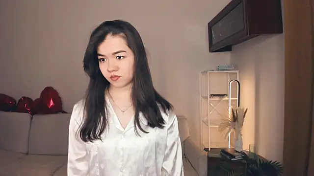 ShanaYock online show from April 2026 08:00:02 PM