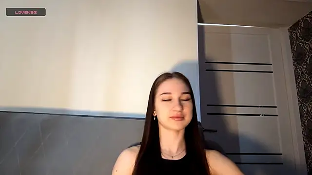 Showcntry online show from April 2026 12:09:02 PM