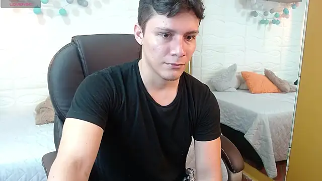 Zayn clausen online show from April 2026 05:50:02 PM