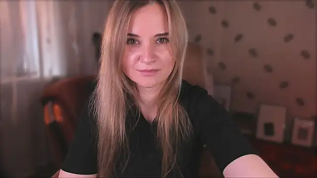 MiaSparkes online show from July 2026 09:57:02 AM