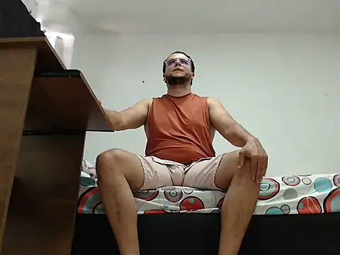 Masterboy00 online show from April 2026 04:00:02 PM