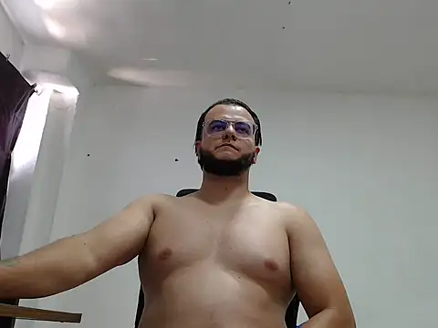 Masterboy00 online show from April 2026 07:40:02 PM