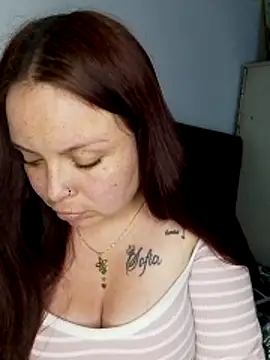 Lina19 93 online show from April 2026 05:08:02 AM