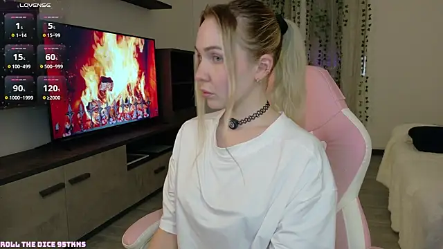 xxYourHoney online show from April 2026 11:42:01 PM