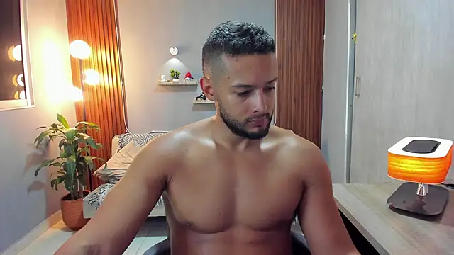 Juan Calix online show from April 2026 12:43:02 AM