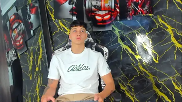 eithan boy  online show from April 2026 12:06:02 PM