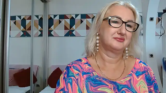 DianaFrances online show from July 2026 04:13:01 PM