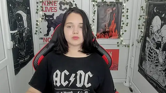 Caroline cutte online show from July 2026 06:44:02 AM