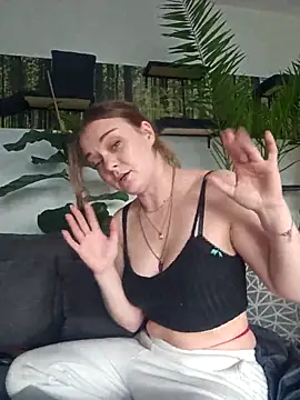 AliceLiddle  online show from April 2026 05:34:01 PM