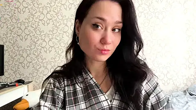 DinahZapalac online show from April 2026 06:19:02 AM