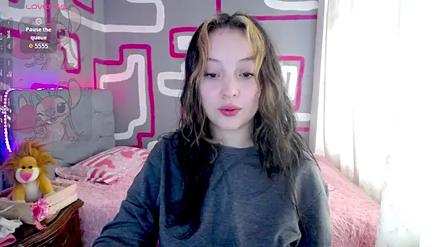 vero doll12 online show from April 2026 01:27:02 PM