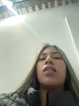 Kimmiebellarie online show from April 2026 01:53:01 AM